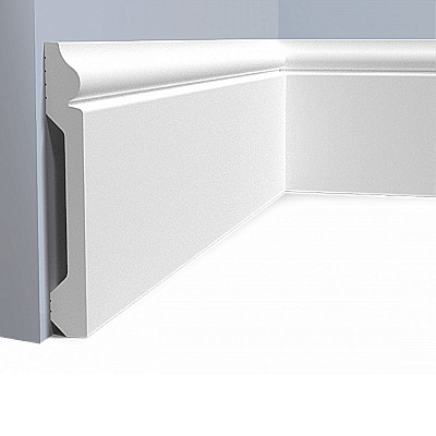 Плинтус HI WOOD В136/ 136 х 18 х 2000