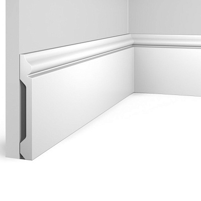 Плинтус HI WOOD В136/ 136 х 18 х 2000